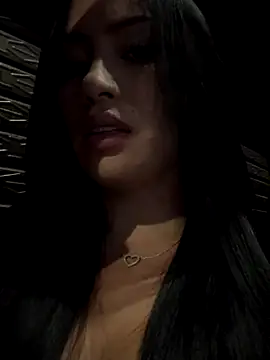 Sara luna  online show from 11-16-25, 01:54