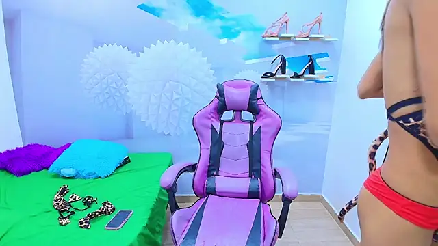 DEMI LEED online show from 09-25-25, 12:22