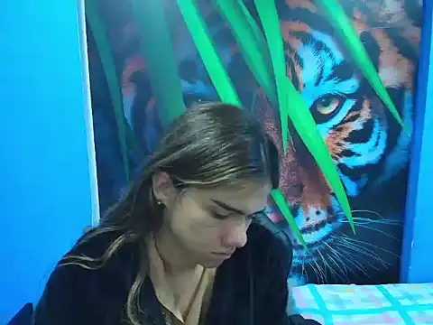 DEMI LEED online show from 02-25-26, 11:43