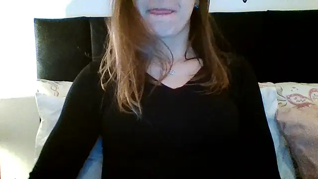 Snapshot of Shy_Runner chatting on 07-17-26, 01:47 Shy Runner online show from 07-17-26, 01:47
