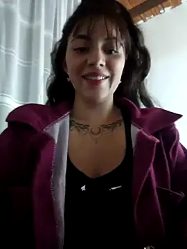 Snapshot of Isabella_Delight_ chatting on 03-14-25, 12:10 Isabella Delight online show from 03-14-25, 12:10