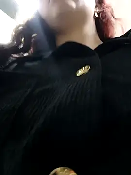 Snapshot of Isabella_Delight_ chatting on 02-17-25, 12:11 Isabella Delight online show from 02-17-25, 12:11