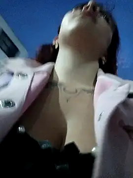 Snapshot of Isabella_Delight_ chatting on 02-10-25, 11:34 Isabella Delight online show from 02-10-25, 11:34