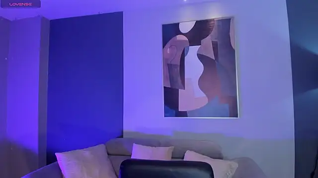 Snapshot of HannahJamesX chatting on 02-24-26, 12:39 HannahJamesX online show from 02-24-26, 12:39