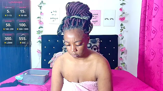 CiaraEbony online show from 11-18-25, 03:32