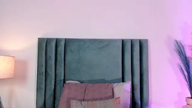 TammyCooperr online show from 02-04-25, 12:51