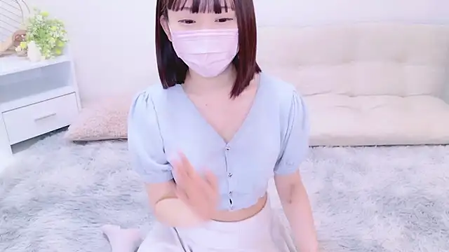 Snapshot of x-naru-x chatting on 12-07-24, 11:45 x-naru-x online show from 12-07-24, 11:45