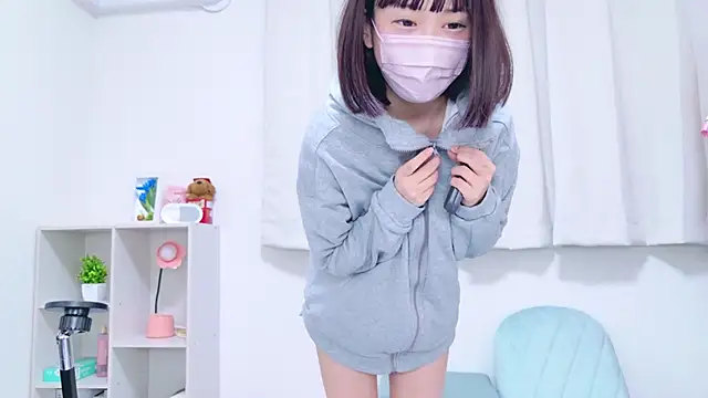 Snapshot of x-naru-x chatting on 01-31-25, 09:05 x-naru-x online show from 01-31-25, 09:05