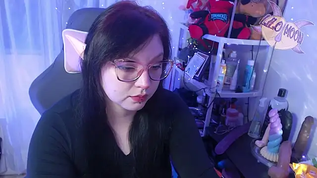 Snapshot of LiloMoon69 chatting on 02-27-25, 04:13 LiloMoon69 online show from 02-27-25, 04:13