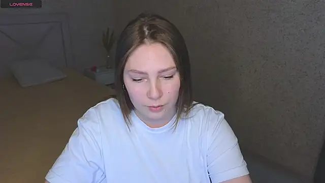 Snapshot of Catherine_River chatting on 03-01-25, 12:23 Catherine River online show from 03-01-25, 12:23