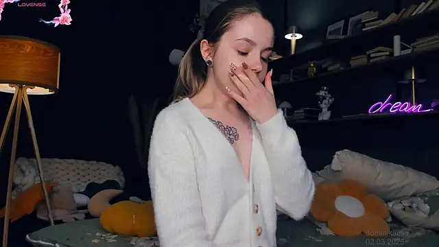 DominikaElis online show from 03-03-25, 12:34