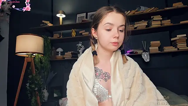 DominikaElis online show from 03-14-25, 12:21