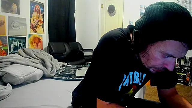 cloudyystar666 online show from 11-26-25, 09:42