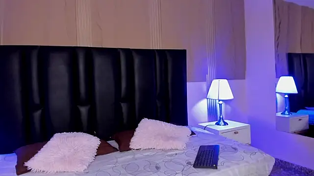 Milf meli online show from 12-20-25, 07:17