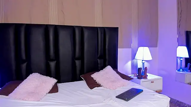 Milf meli online show from 10-24-25, 07:24