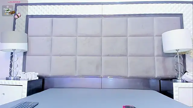 OliviaBurning online show from 02-27-26, 07:35