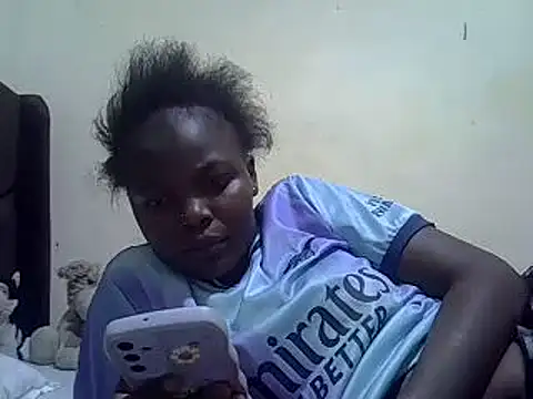 pretty vivy online show from 02-16-25, 04:21