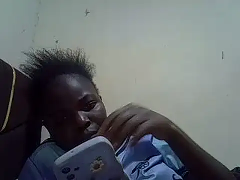 pretty vivy online show from 02-17-25, 05:44