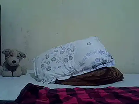 pretty vivy online show from 02-16-25, 07:27