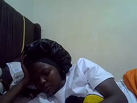 pretty vivy online show from 02-22-25, 05:34