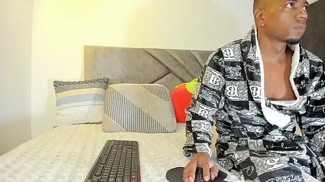 Deliciouscocoa online show from 10-19-25, 10:40