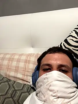 yayaya55598 online show from 09-18-25, 04:10