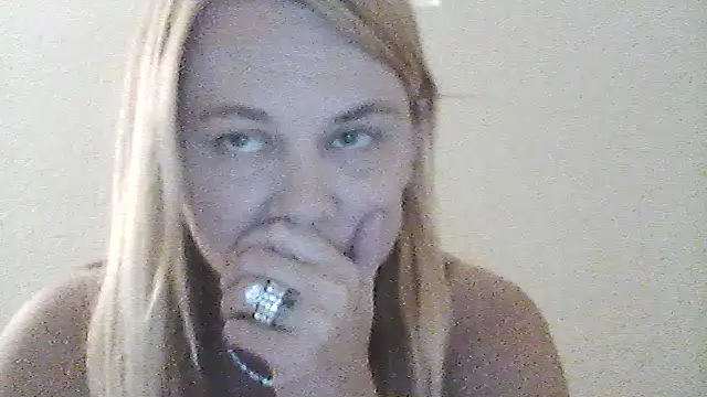 burrkitty online show from 01-08-26, 09:48