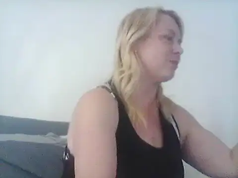 burrkitty online show from 12-08-24, 12:13