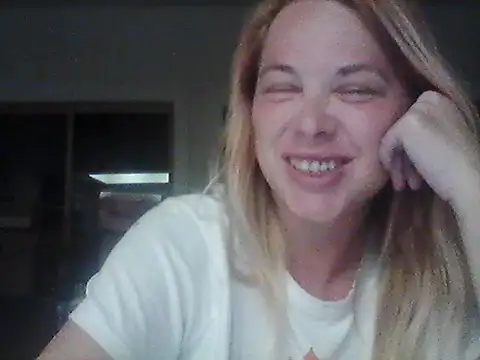 burrkitty online show from 10-06-25, 03:40