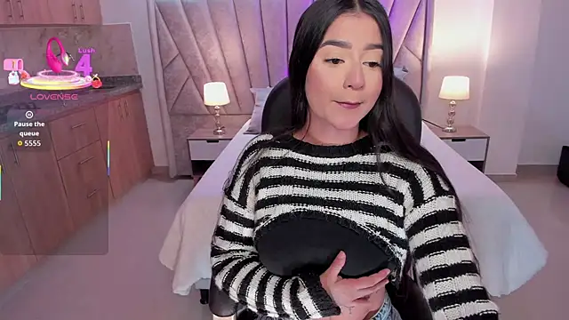 amelie jhons online show from 12-05-25, 06:28