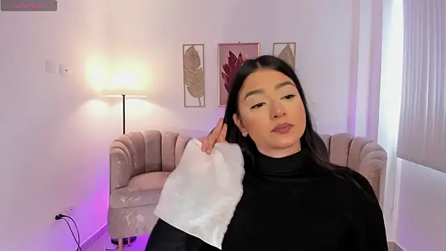 amelie jhons online show from 10-30-25, 07:44