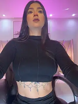 amelie jhons online show from 12-19-25, 09:17