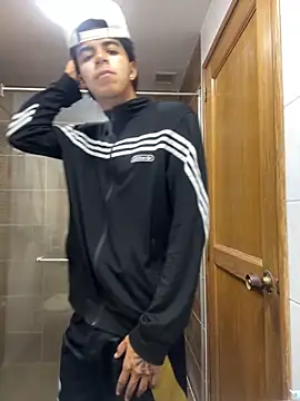 JoanG10 online show from 11-06-25, 06:01