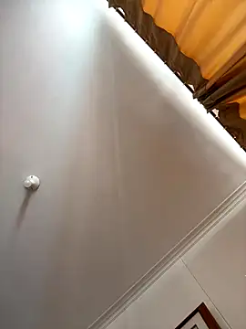 JoanG10 online show from 12-14-25, 06:35