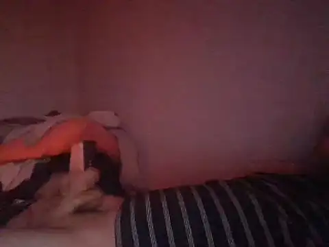 Snapshot of spuncock4u chatting on 03-20-25, 12:22 spuncock4u online show from 03-20-25, 12:22