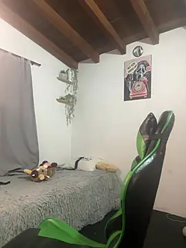 Valentino Xander online show from 02-08-26, 11:35