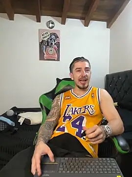 Valentino Xander online show from 11-07-25, 11:30