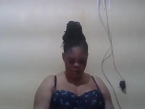 Snapshot of ANALQUEEN4 chatting on 07-21-26, 03:41 ANALQUEEN4 online show from 07-21-26, 03:41
