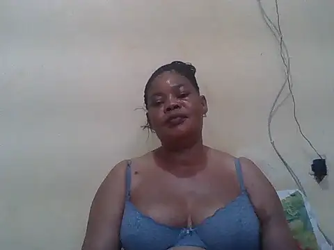 Snapshot of ANALQUEEN4 chatting on 07-10-26, 03:12 ANALQUEEN4 online show from 07-10-26, 03:12