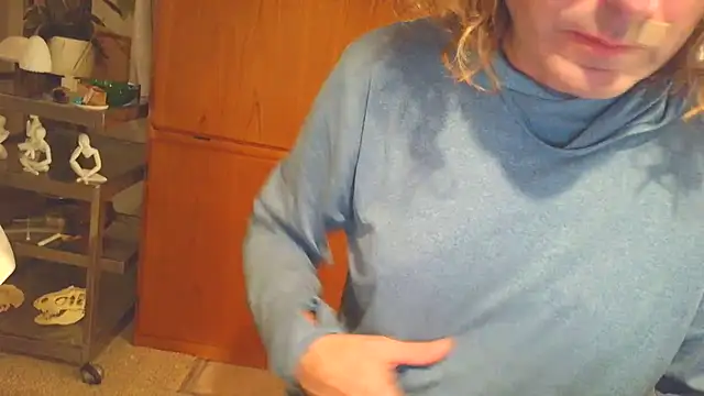 costanza7070 online show from 12-03-25, 06:57