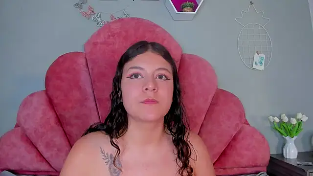 Snapshot of EngelStone chatting on 03-22-25, 10:59 EngelStone online show from 03-22-25, 10:59