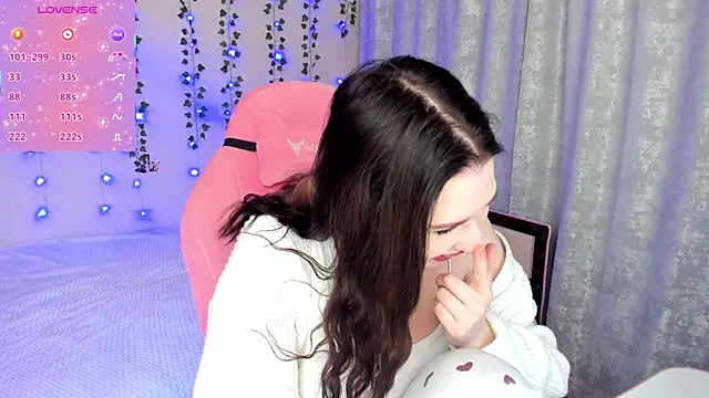 Alice   Rose online show from 10-14-25, 06:41