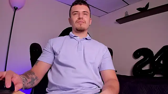 james connor2 online show from 11-26-25, 06:52