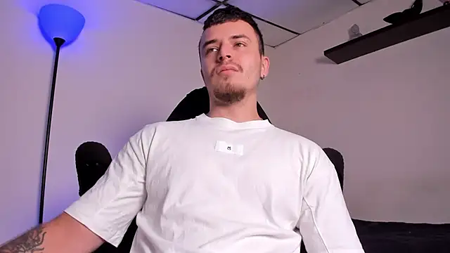 james connor2 online show from 03-28-26, 06:53