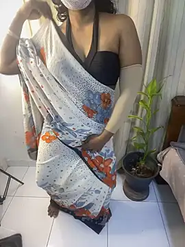 NethuQueen online show from 02-26-25, 05:57