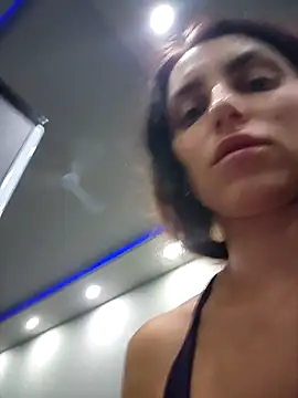 Izabella Bella online show from 10-30-25, 12:58