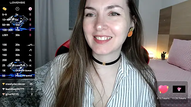 Snapshot of Naughty_Annn chatting on 05-11-26, 02:24 Naughty Annn online show from 05-11-26, 02:24
