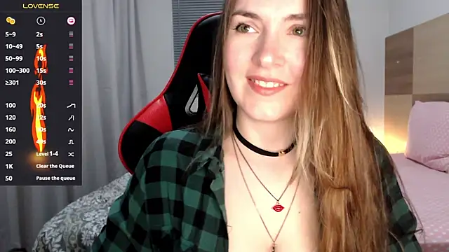 Snapshot of Naughty_Annn chatting on 04-20-26, 02:36 Naughty Annn online show from 04-20-26, 02:36