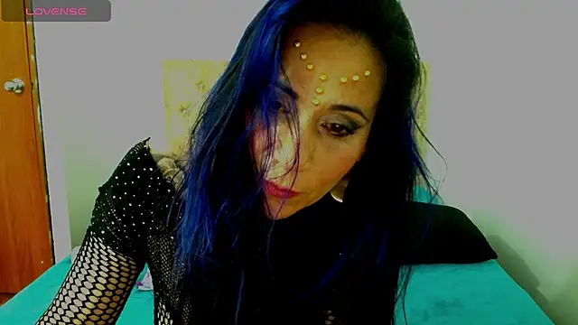 Snapshot of Alettalovee chatting on 07-10-26, 02:39 Alettalovee online show from 07-10-26, 02:39