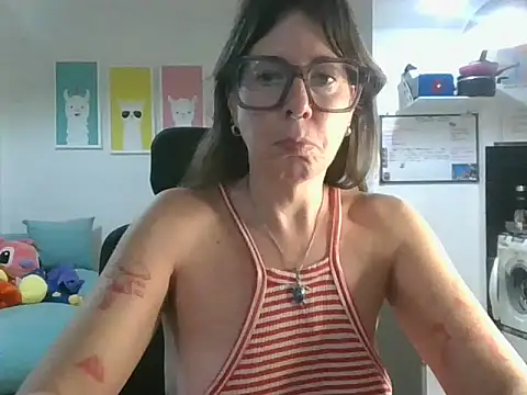 Calentandote online show from 04-21-26, 08:43